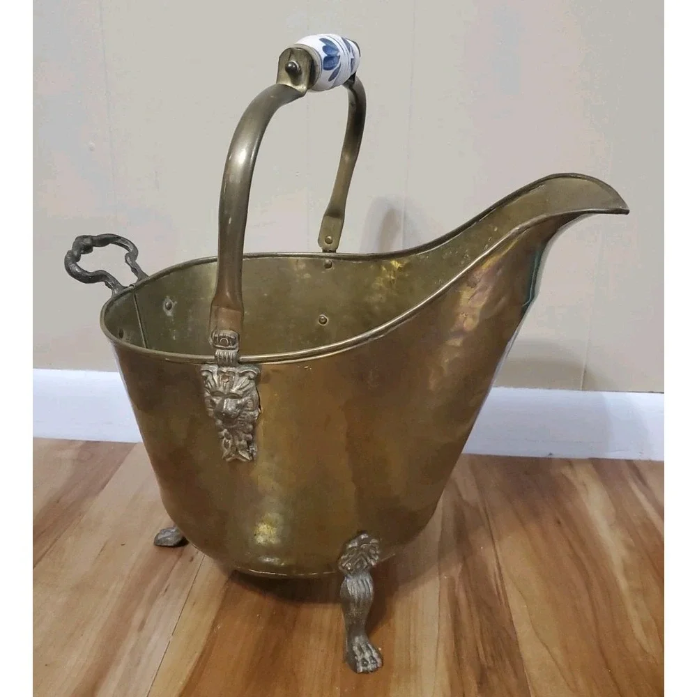 Vintage Brass Coal Scuttle‎ Bucket Lion Head Claw Feet Ceramic Handle